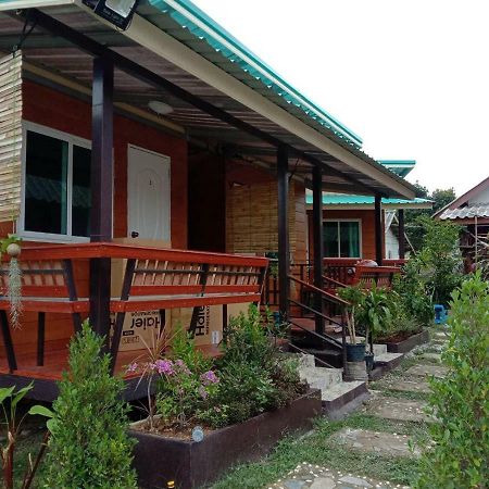 Отель Labelle House Ко-Ланта Экстерьер фото