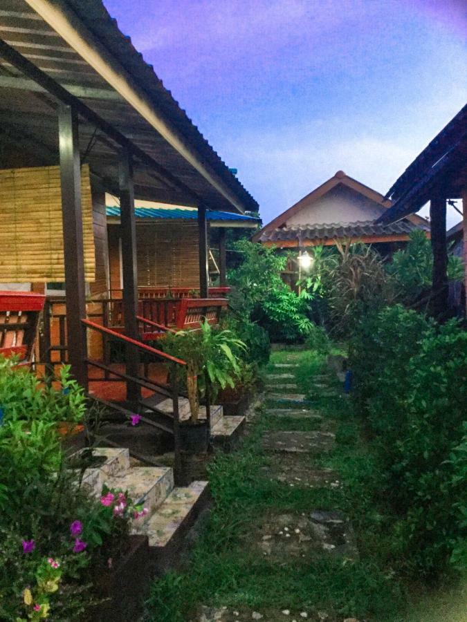 Отель Labelle House Ко-Ланта Экстерьер фото